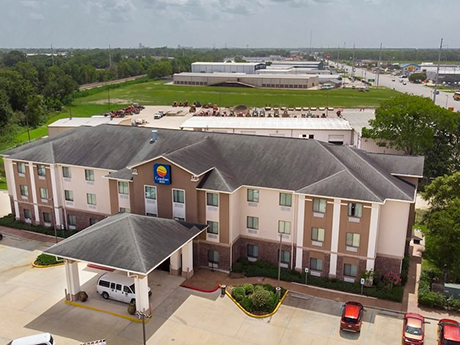 Marcus & Millichap Brokers Sale of 68-Room Comfort Inn New Orleans Airport Hotel