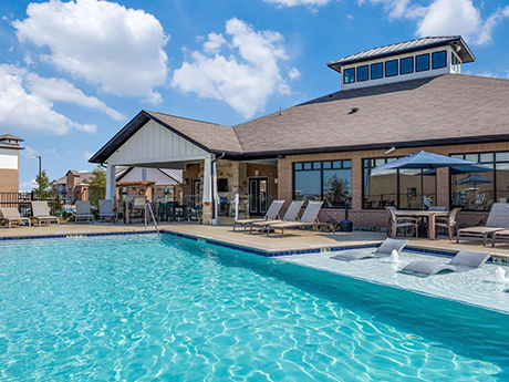 IPA Negotiates Sale of 300-Unit Apartment Community in Justin, Texas