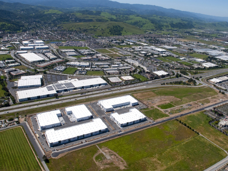 TCC ve CBRE IM, Morgan Hill, California'daki 500.000 SF Cochrane Teknoloji Merkezi Özel Endüstri Parkının Geliştirmesini Bitirdi