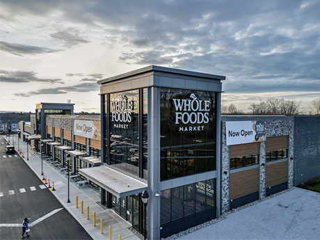 Shops-at-Evergreen-Walk-South-Windsor-Connecticut