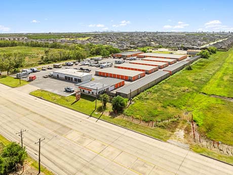 Spencer-Mini-Storage-La-PoSpencer-Mini-Storage-La-Porterte