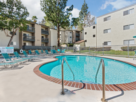 Hendrix-Hadley-Apts-Escondido-CA