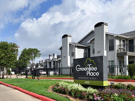 Green-Tree-Place-Houston