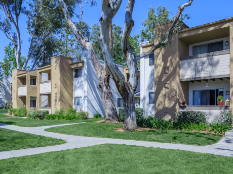 Upland-Village-Green-Apts-Upland-CA