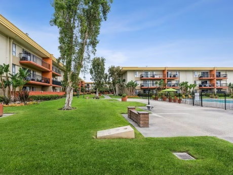 Crystal-View-Apts-Garden-Grove-CA